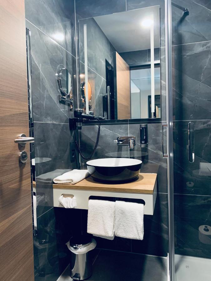 Intergroup Business & Design Hotel Ingolstadt Kosching المظهر الخارجي الصورة